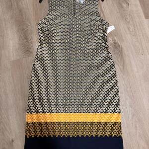 Shelby & Palmer Navy Blue and Yellow Chain Print Sleeveless Sheath Dress Size 14